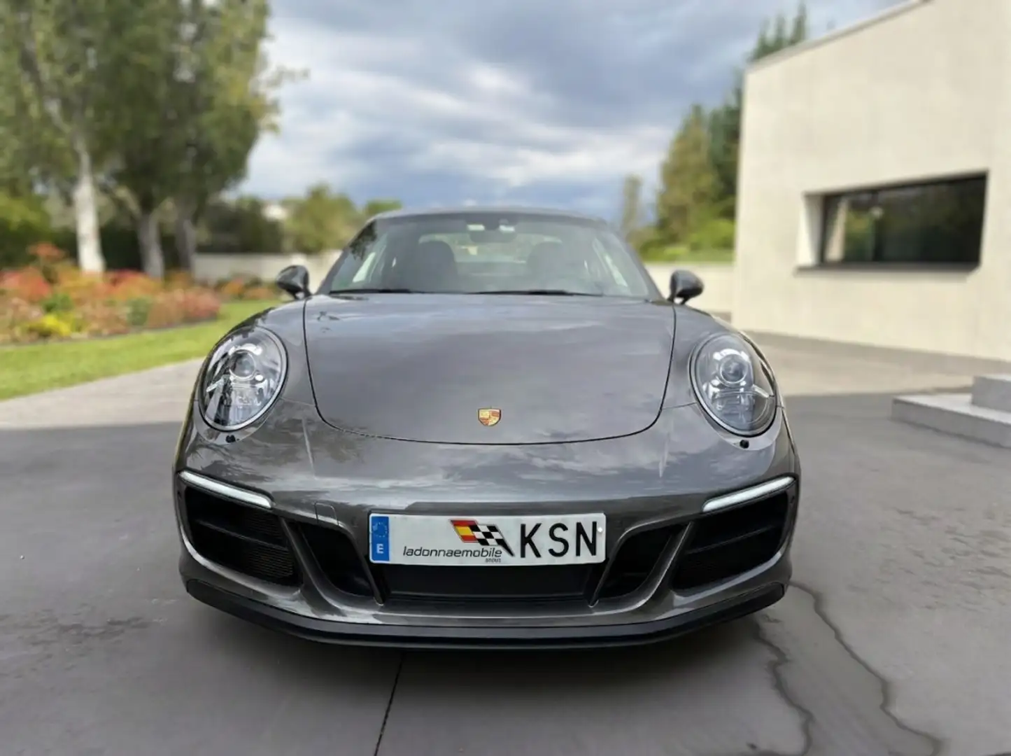 Porsche 991 Carrera GTS Coupé PDK Gris - 2
