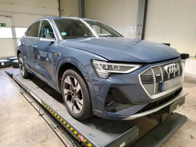 Audi e-tron Sportback 55 quattro S-Line *AHK*HuD*Matrix*Stadt*