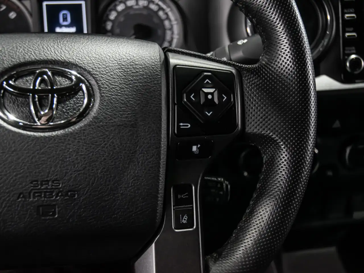 Toyota Tacoma снимка Toyota Tacoma