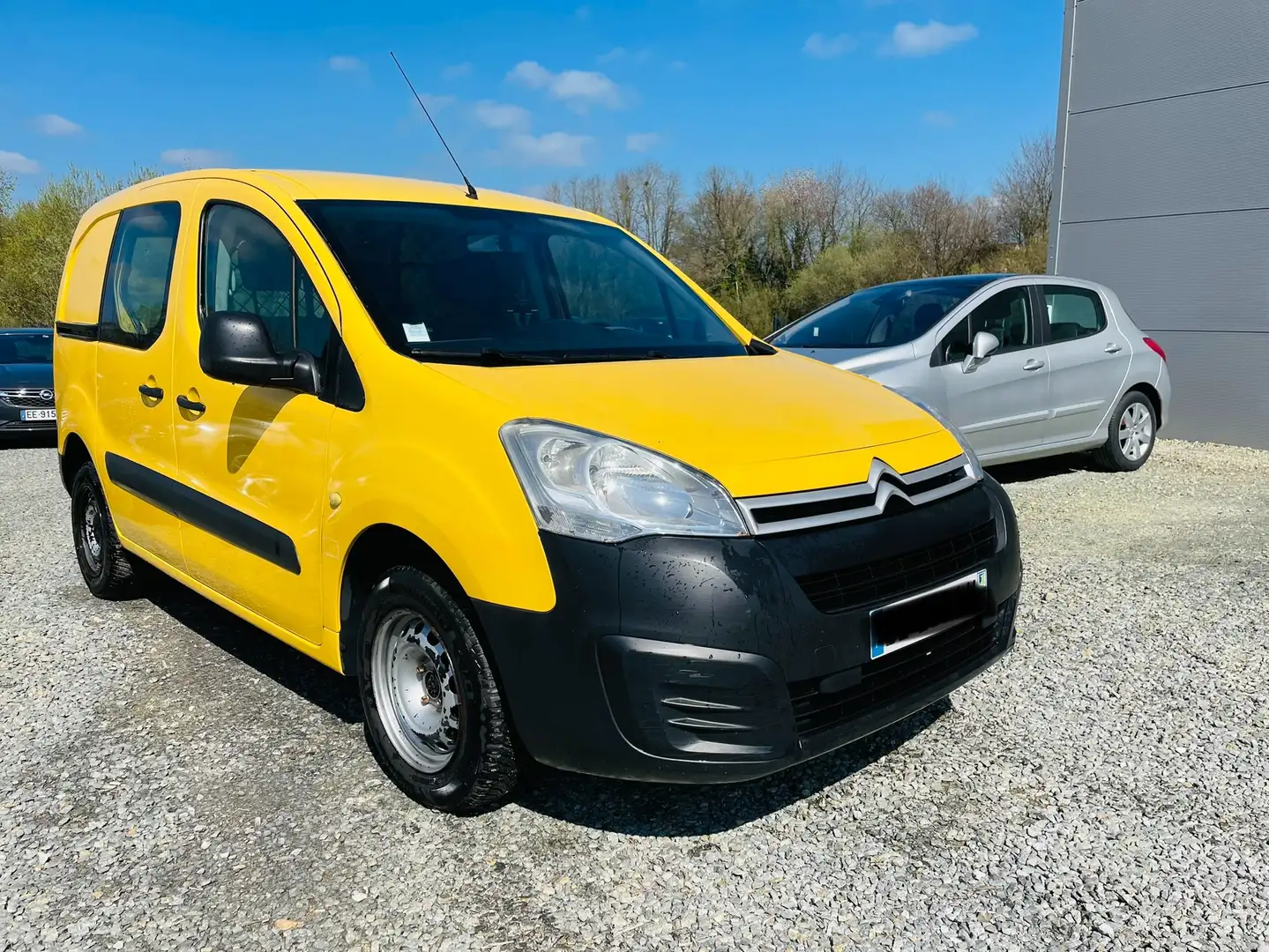 Citroen Berlingo 20 L1 HDi 75 BUSINESS Jaune - 1