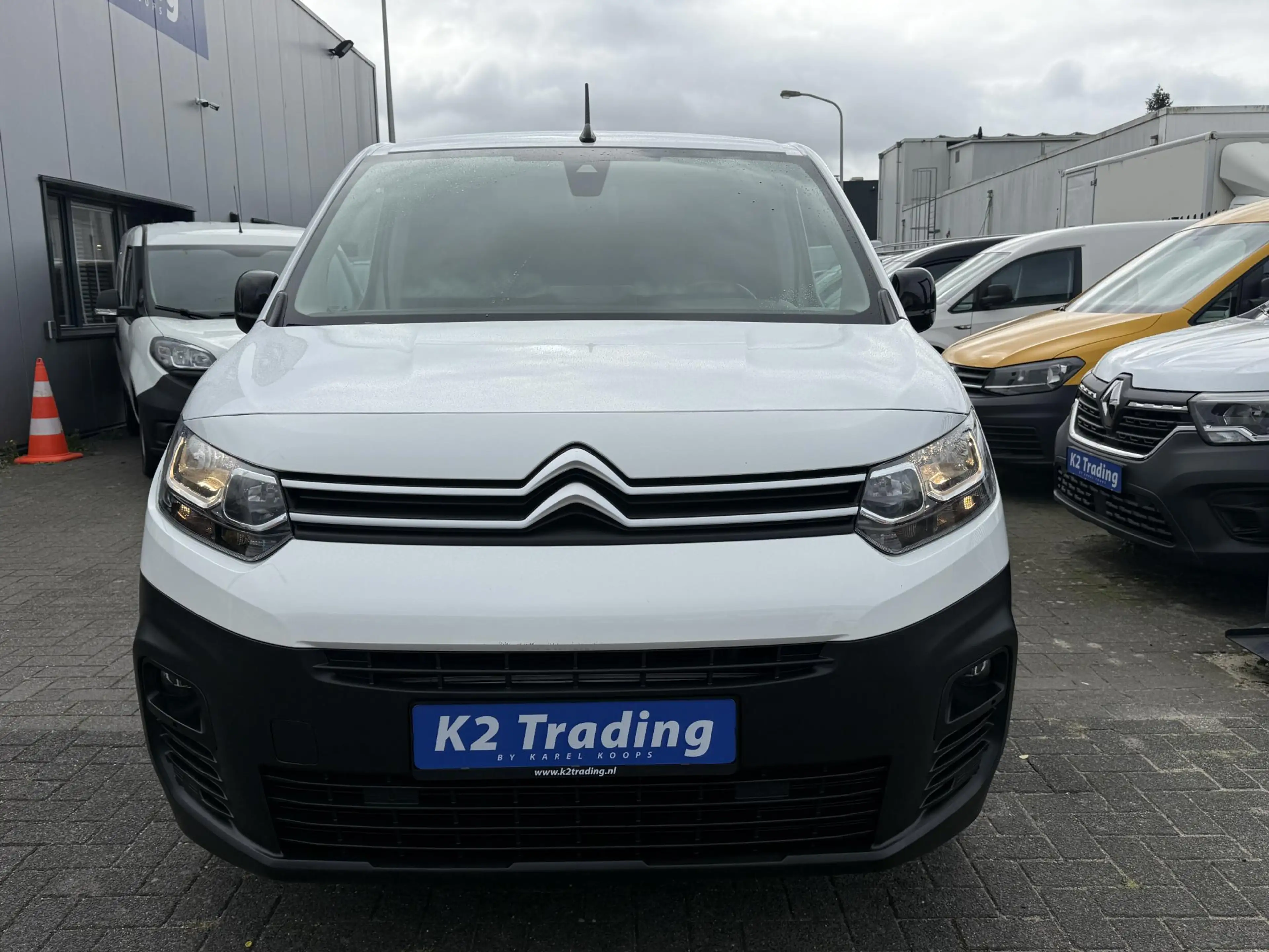 Citroen Berlingo ë-Berlingo Club 50 kWh 3 Zitplaatsen Climate Contr — photo 15