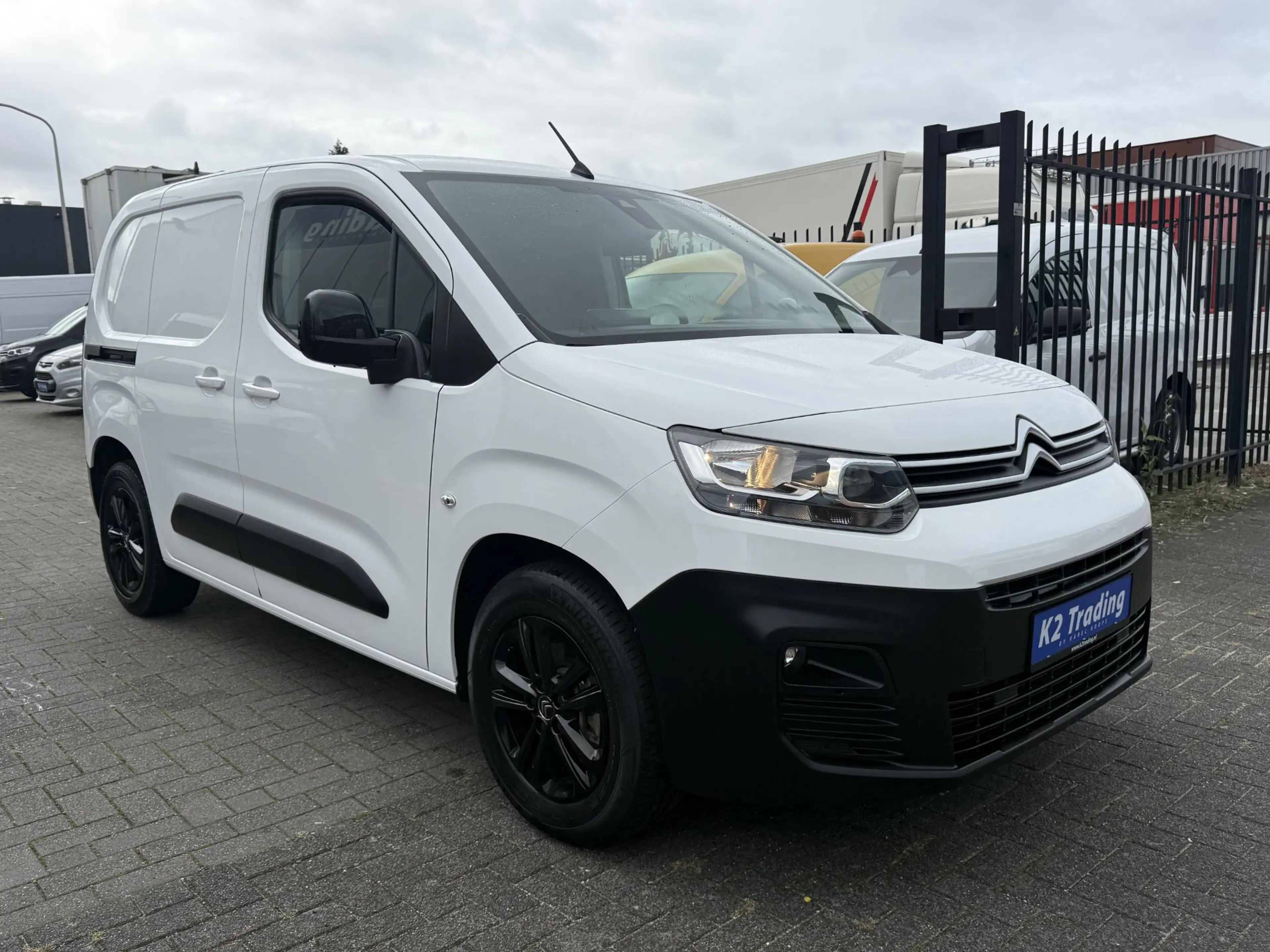 Citroen Berlingo ë-Berlingo Club 50 kWh 3 Zitplaatsen Climate Contr — photo 14