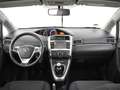 Toyota Verso 1.8 VVT-i Business | Trekhaak | Pano dak | Camera Grijs - thumbnail 3
