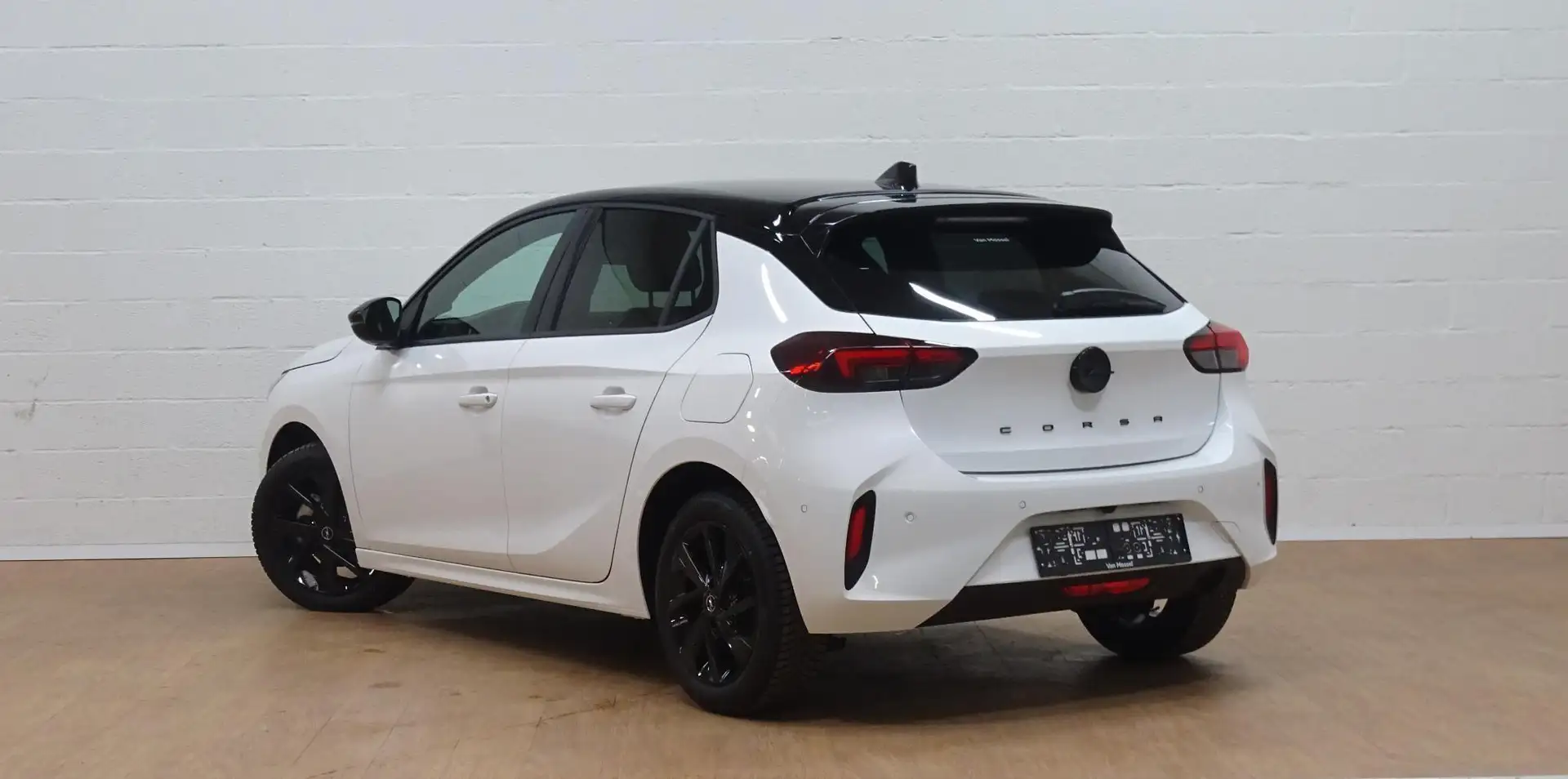 Opel Corsa 1.2 GS+gps+camera+park pilot Blanc - 2