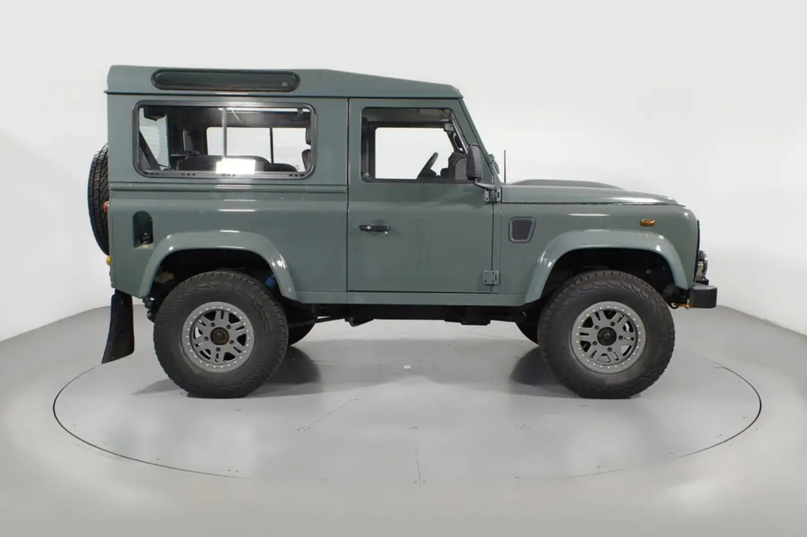 Land Rover Defender 90 SW E Verde - 2