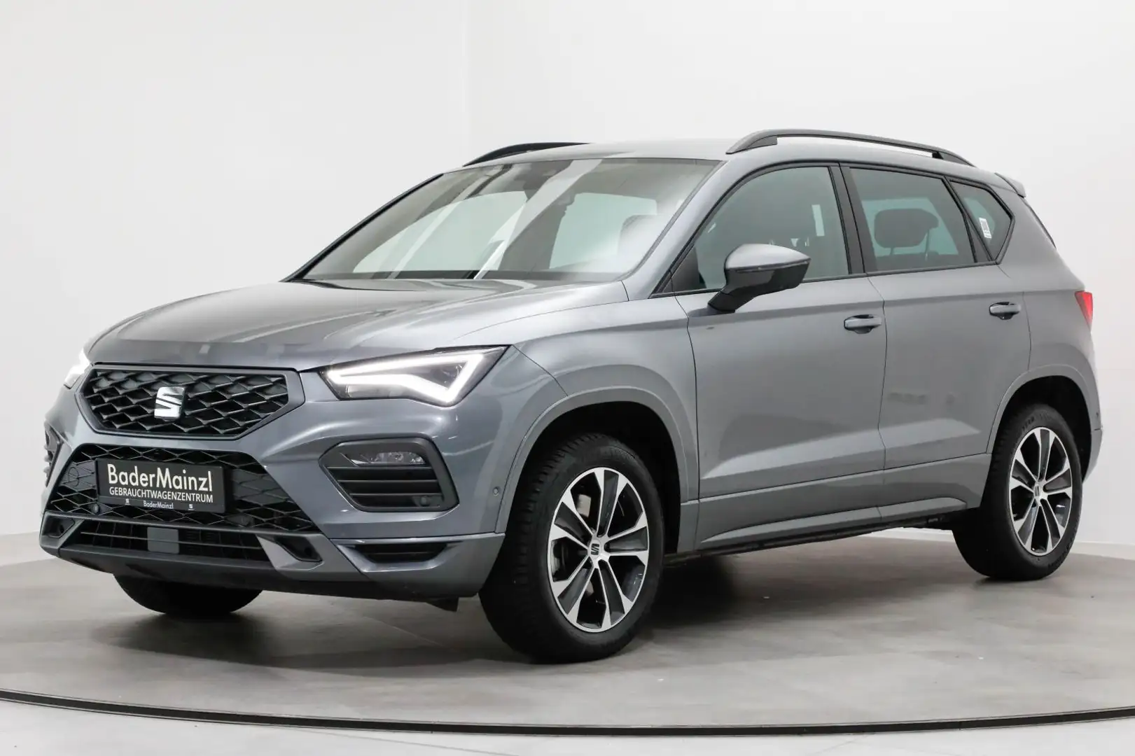 SEAT Ateca 2.0 TDI DSG FR AHK Kamera Navi ACC Keyless Grau - 2