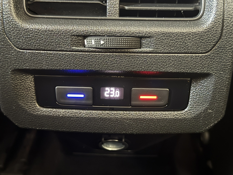 Volkswagen Touran 1.4 TSI Highline Business 7p Automaat Carplay Stoe — photo 8