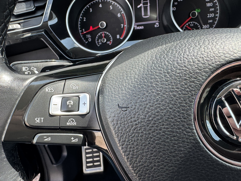 Volkswagen Touran 1.4 TSI Highline Business 7p Automaat Carplay Stoe — photo 33
