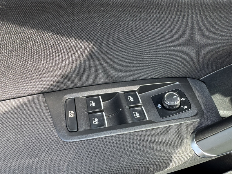 Volkswagen Touran 1.4 TSI Highline Business 7p Automaat Carplay Stoe — photo 31