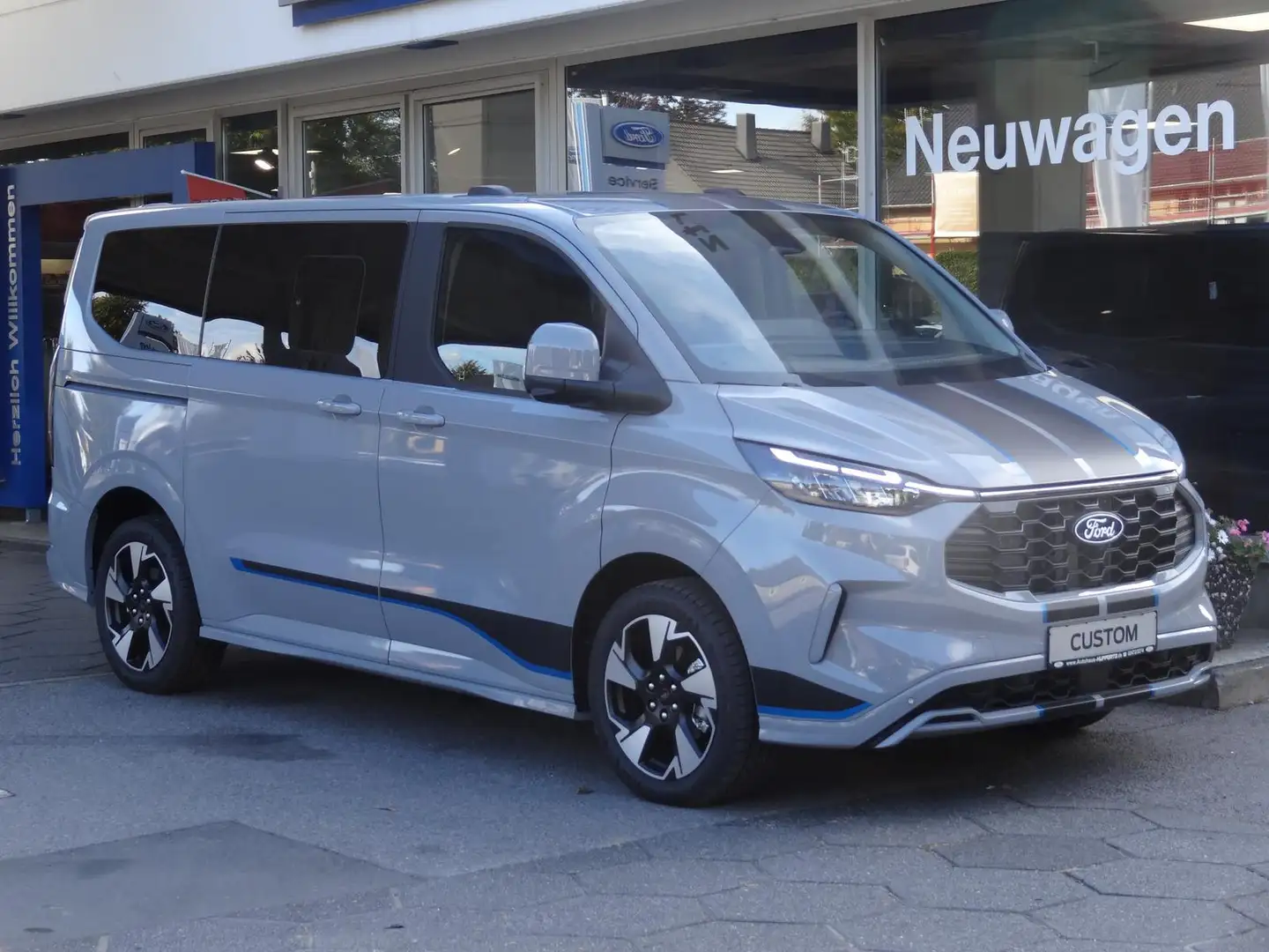 Ford Tourneo Custom L1 Sport AUT AHK 19"LMR  Navi TWA Gris - 2
