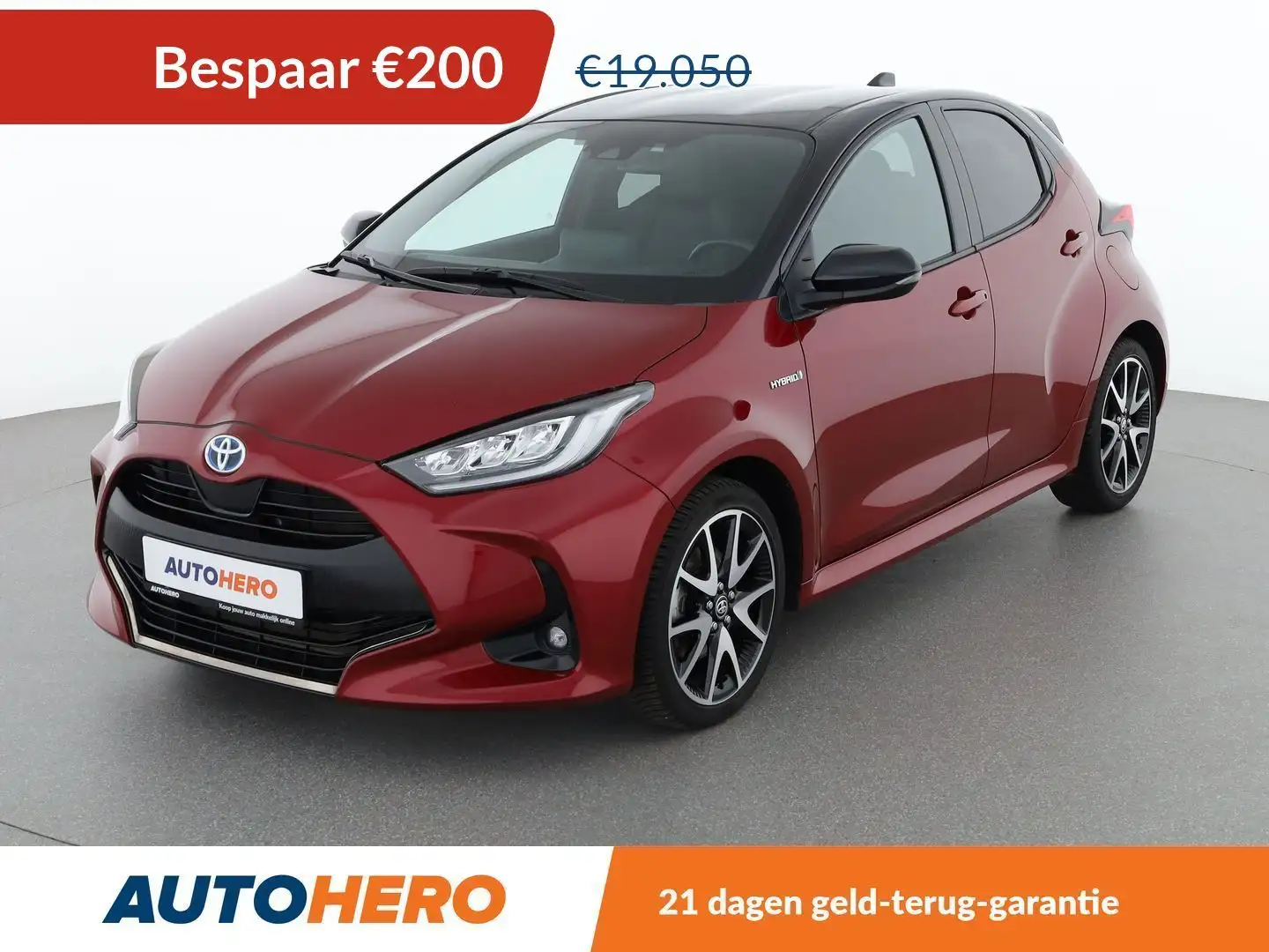 Toyota Yaris 1.5 Hybrid Style Czerwony - 1