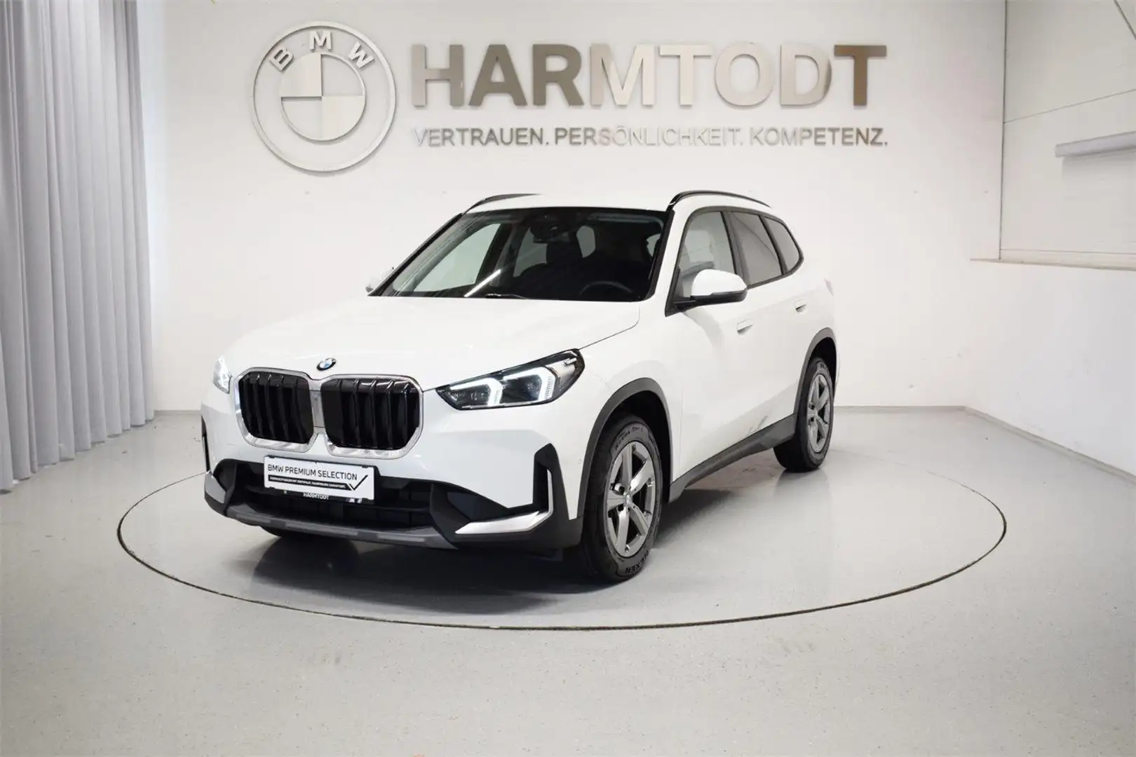 BMW X1 xDrive20d Wit - 1