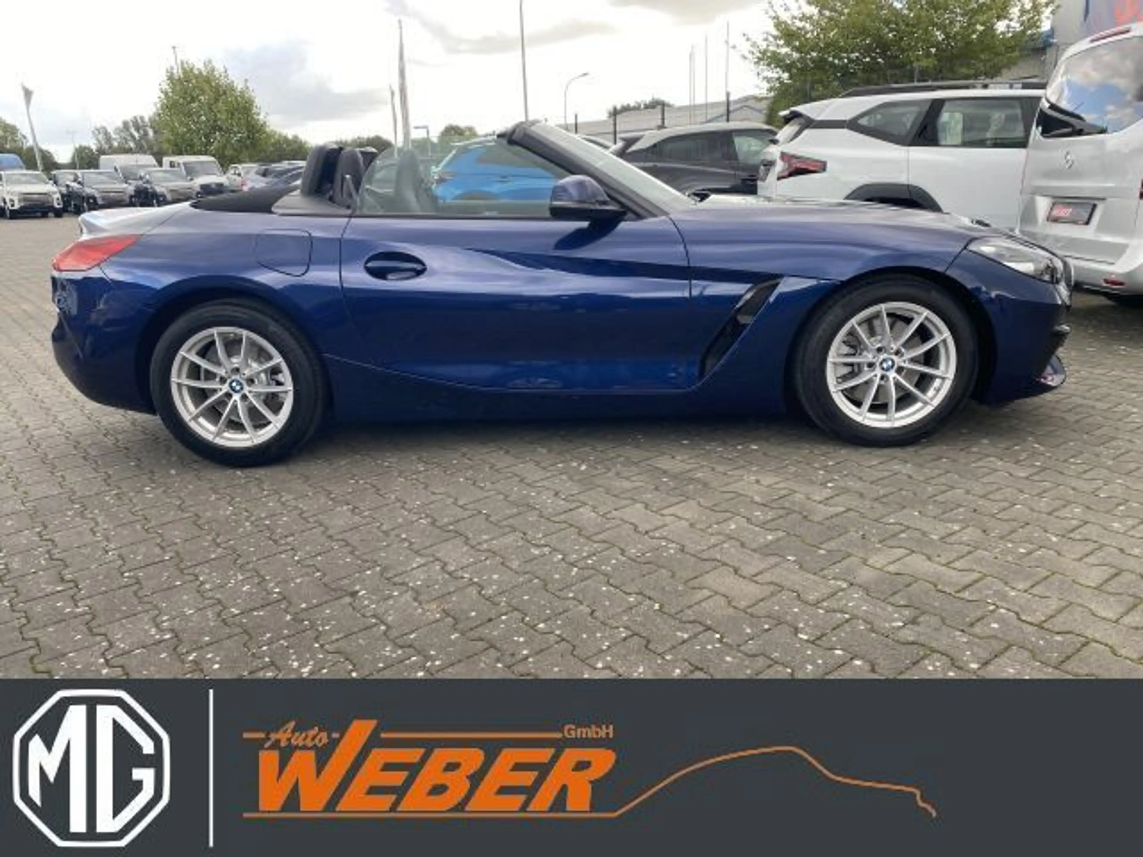 BMW Z4 Roadster sDrive 20 i Advantage G29 — photo 4
