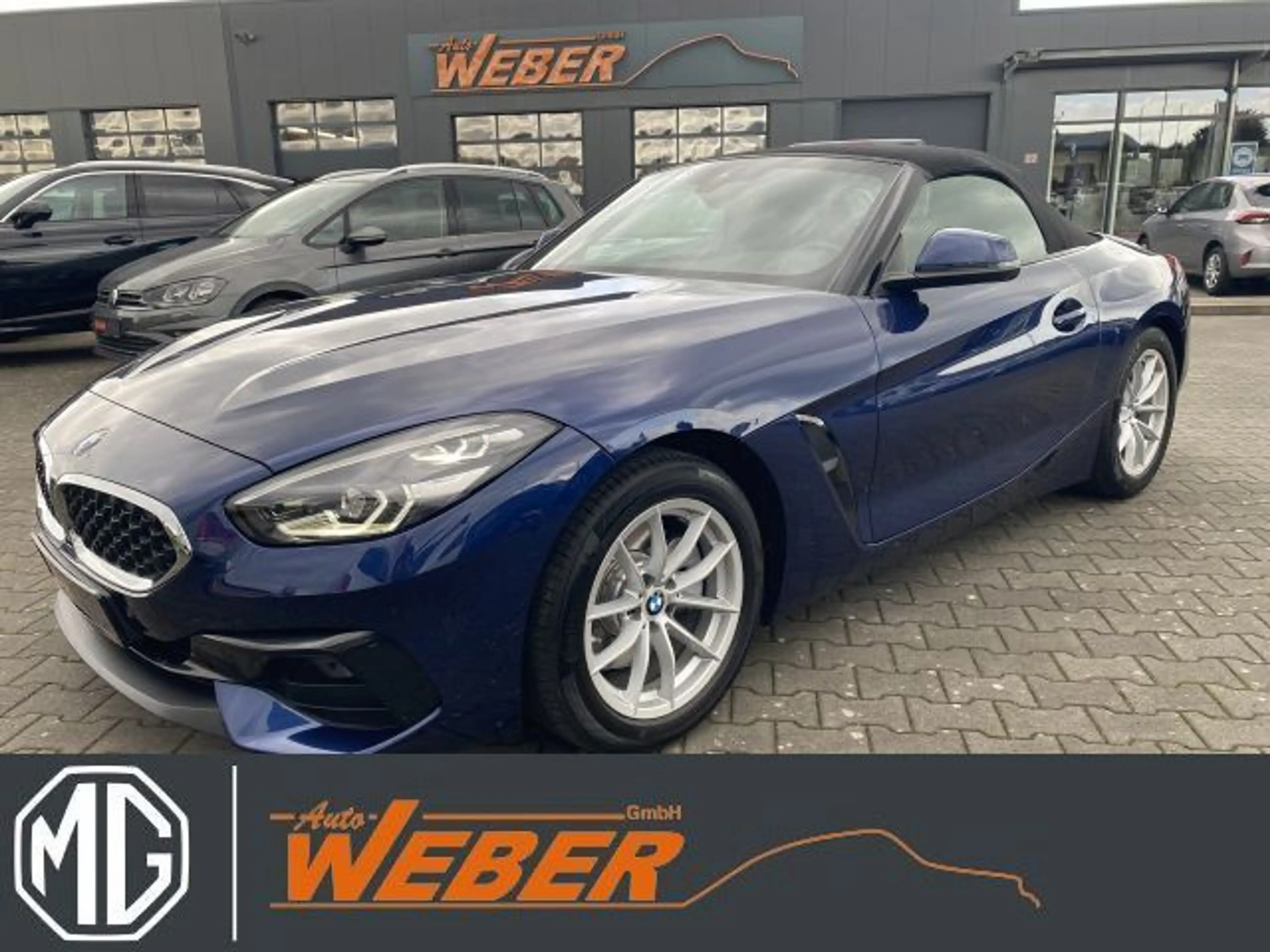 BMW Z4 Roadster sDrive 20 i Advantage G29 — photo 14