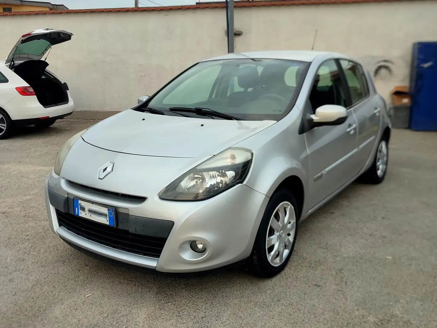 Renault Clio Clio 5p 1.2 GPL  16v Dynamique Grigio - 1
