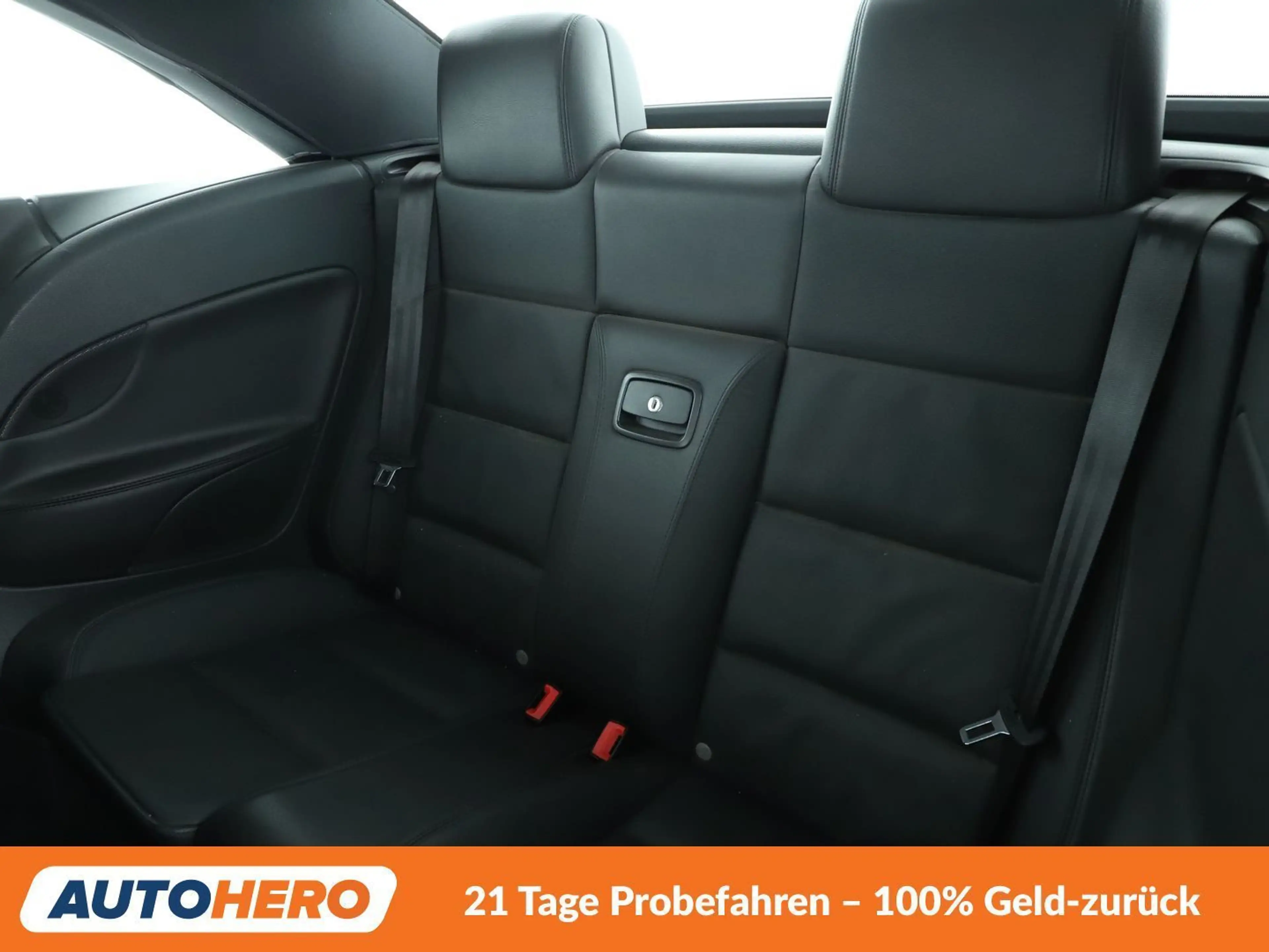 Volkswagen Eos 2.0 TSI Cup Aut.*NAV*XENON*TEMPO*CAM*PDC*SHZ*PANO* — photo 14