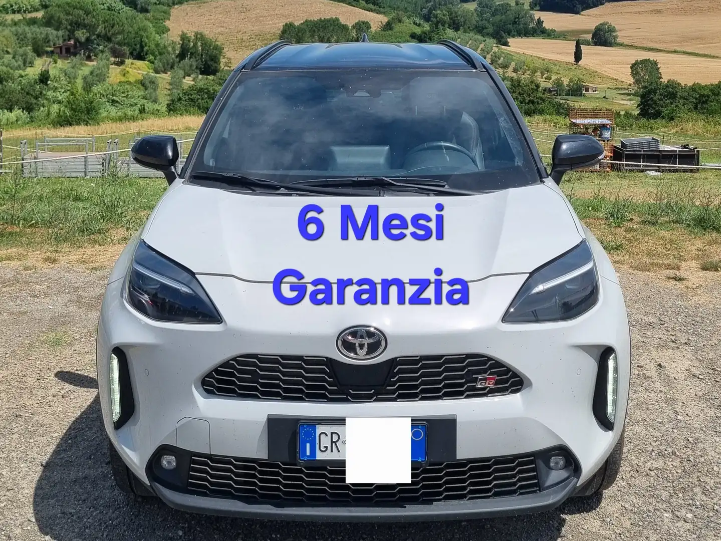 Toyota Yaris Cross 1,5h GR Sport Black Sky  116cv e-cvt Grigio - 1