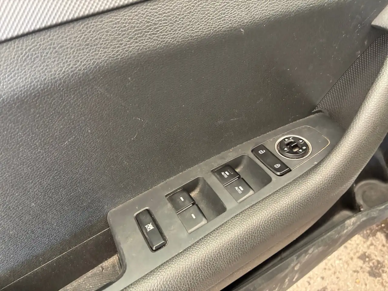Hyundai SONATA снимка Hyundai SONATA