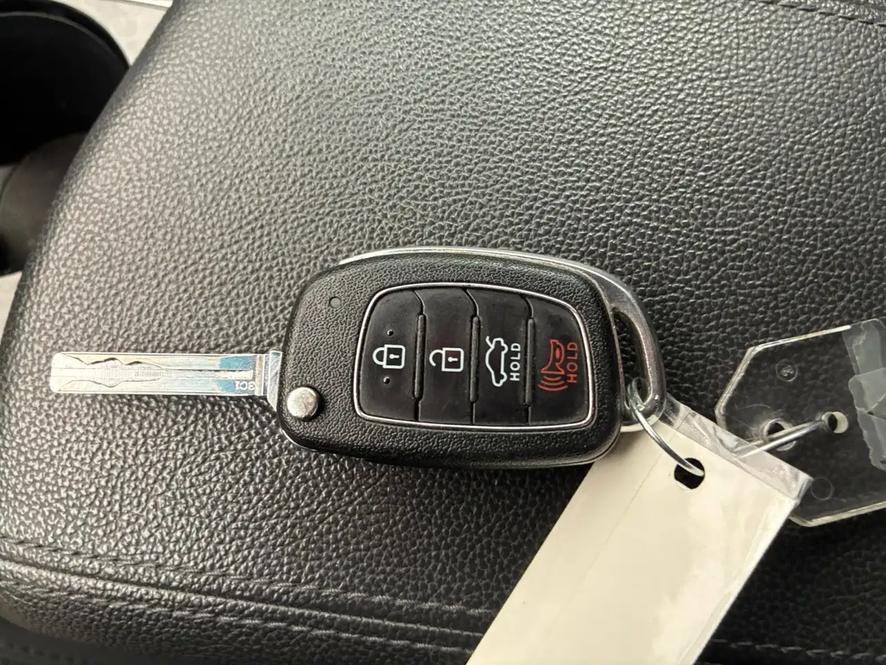 Hyundai SONATA снимка Hyundai SONATA
