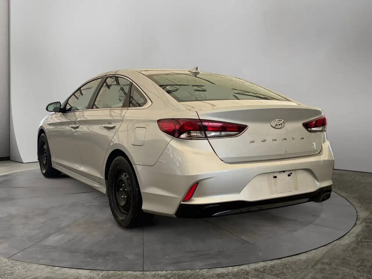 Hyundai SONATA снимка Hyundai SONATA