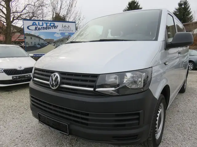 Volkswagen T6 Kombi 2.0 TDI 9 Sitzer