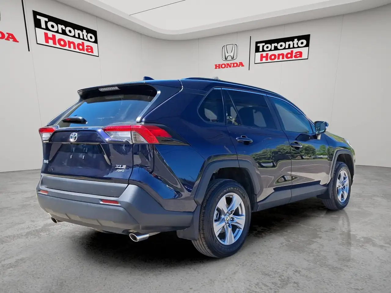 Toyota RAV 4 снимка Toyota RAV 4