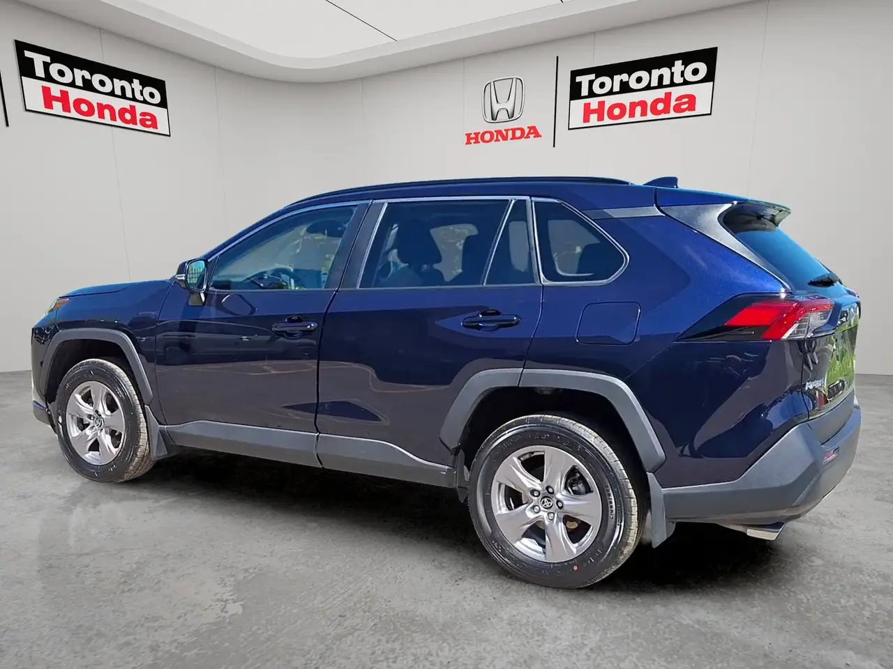 Toyota RAV 4 снимка Toyota RAV 4