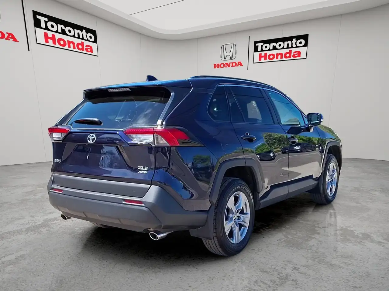 Toyota RAV 4 снимка Toyota RAV 4