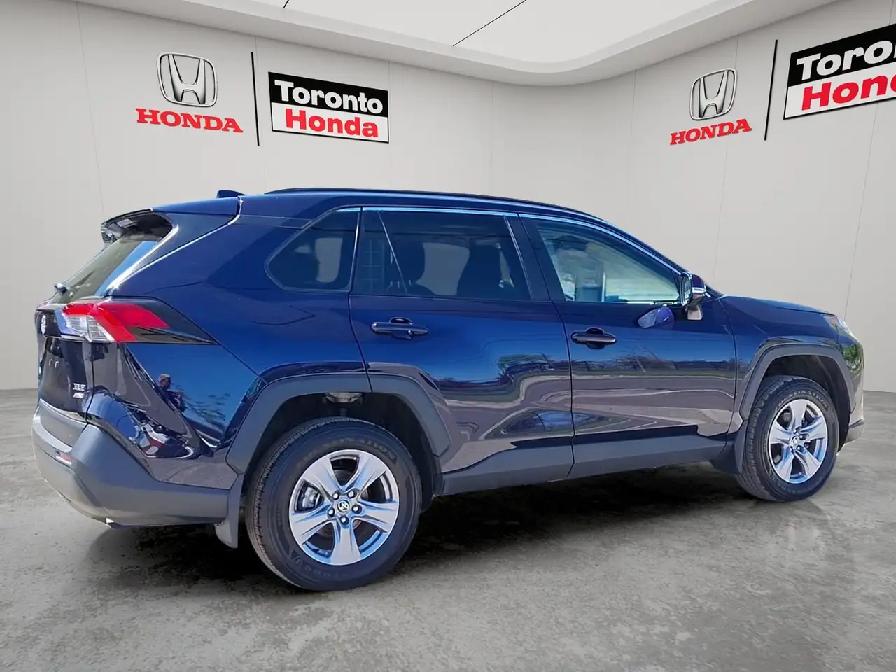 Toyota RAV 4 снимка Toyota RAV 4