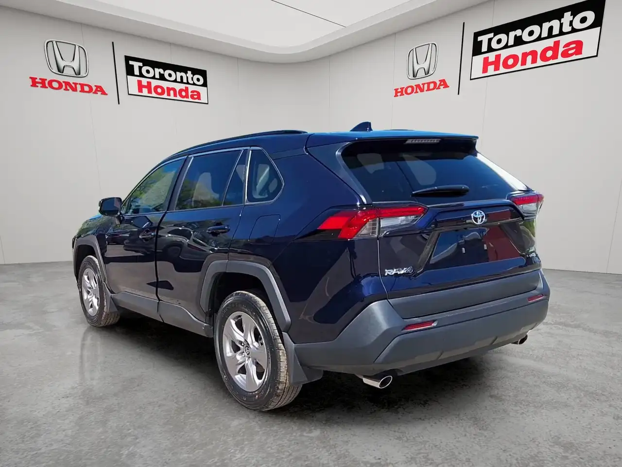Toyota RAV 4 снимка Toyota RAV 4