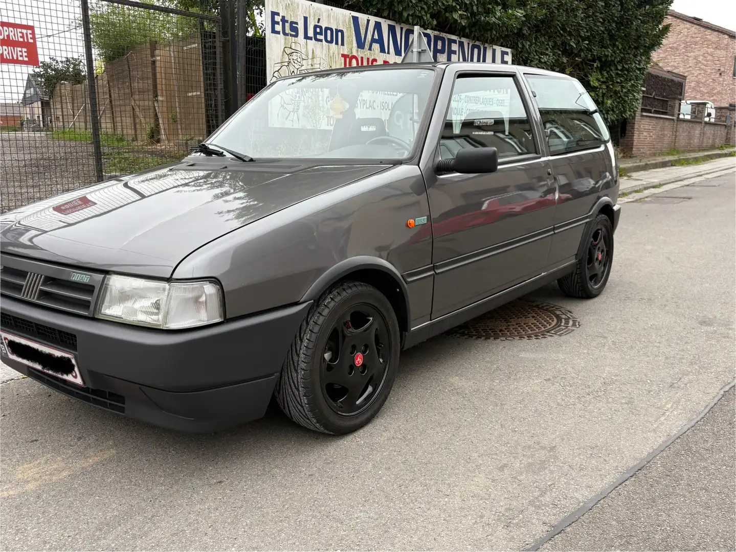 Fiat Uno - 1