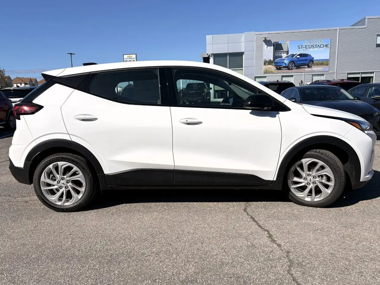 Chevrolet Bolt снимка Chevrolet Bolt