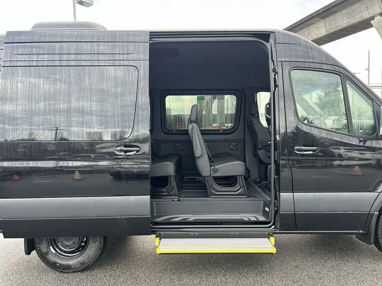 Mercedes-Benz Sprinter снимка Mercedes-Benz Sprinter