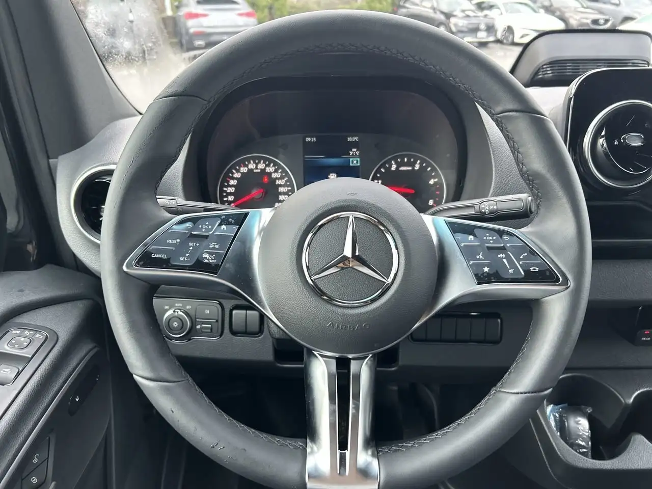 Mercedes-Benz Sprinter снимка Mercedes-Benz Sprinter