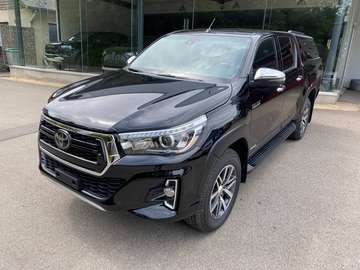 2.4 D-4D 4WD Invincible