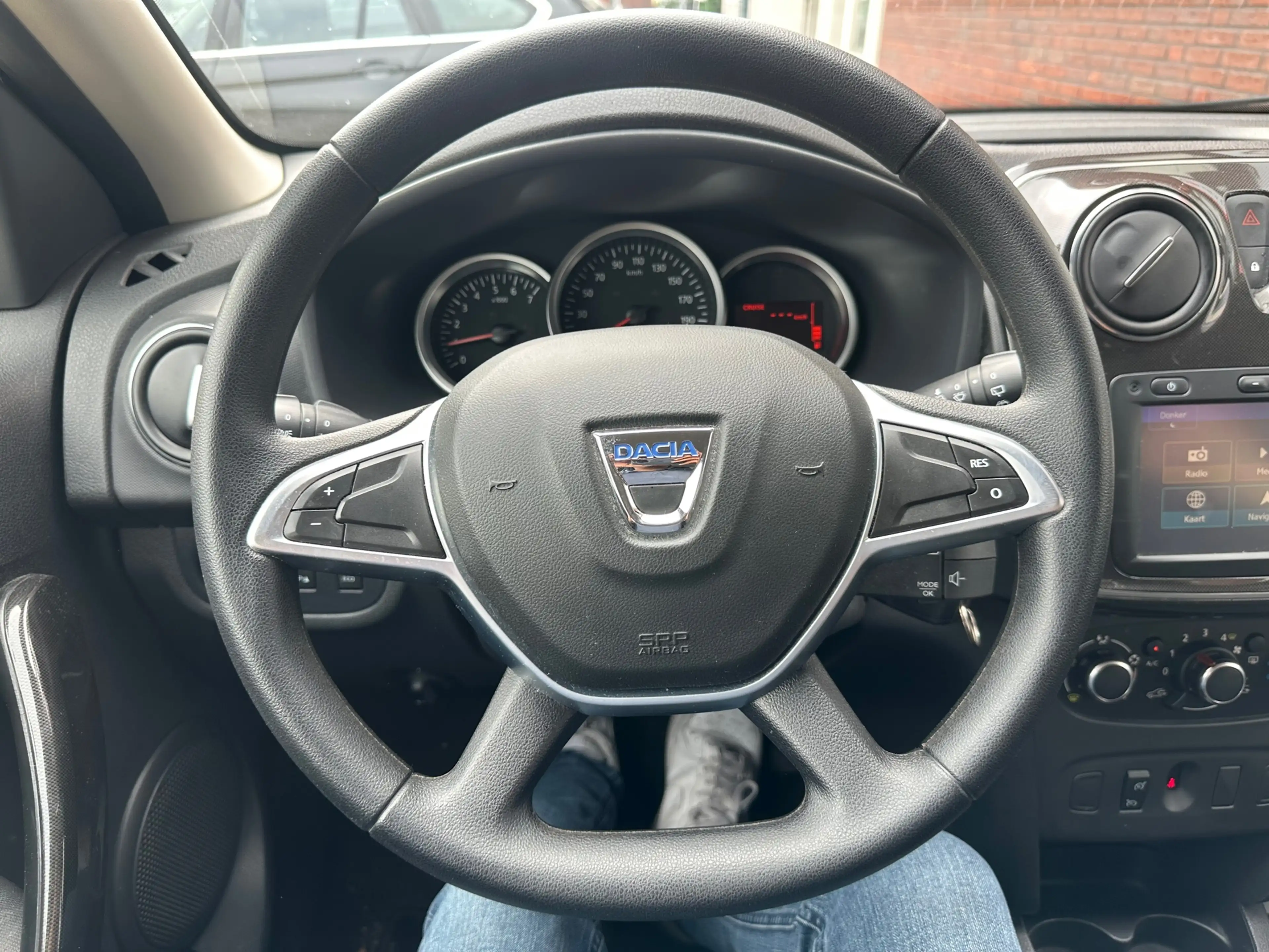 Dacia Logan MCV 0.9 TCe Laureate / Airco / Navi / PDC / Cruise — photo 6