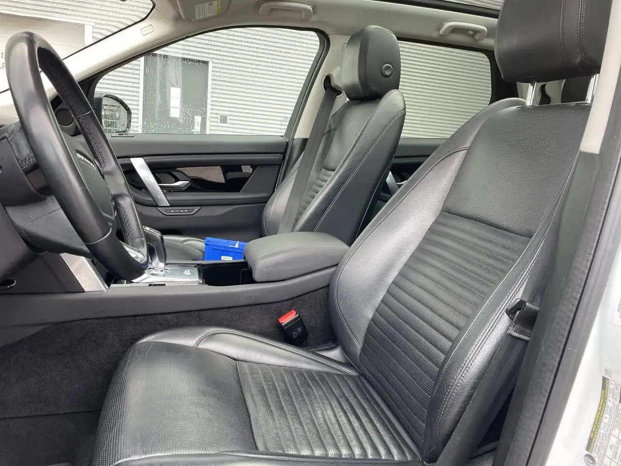 Land Rover Discovery Sport снимка Land Rover Discovery Sport