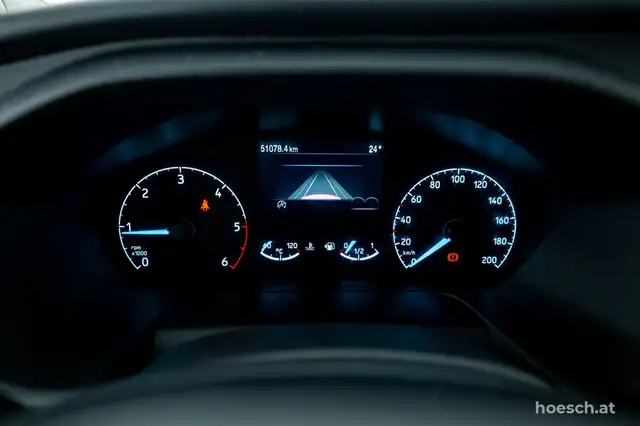 Ford Tourneo Custom view 10