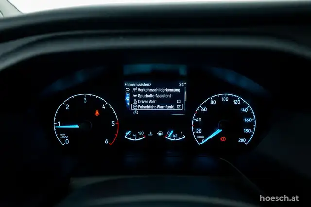 Ford Tourneo Custom view 12