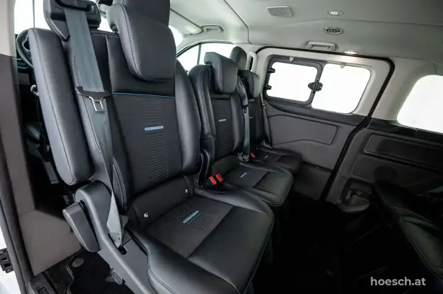 Ford Tourneo Custom view 8