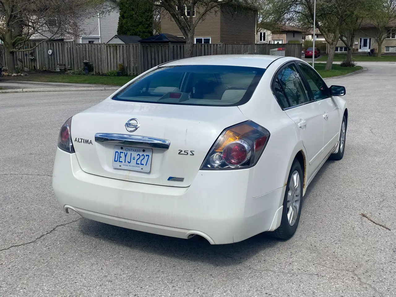 Nissan Altima снимка Nissan Altima