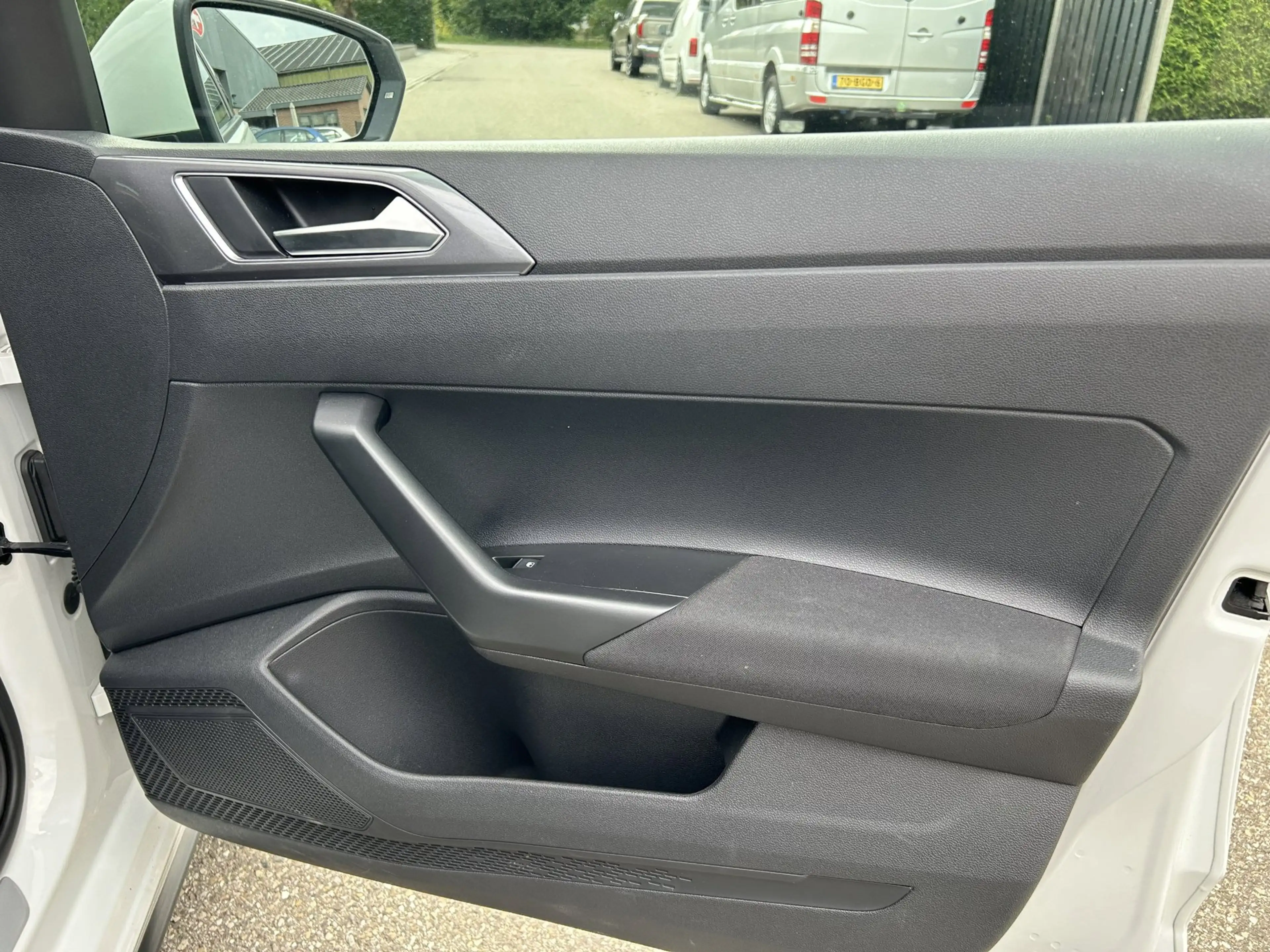 Volkswagen Polo GTI 2.0 TSI — photo 14