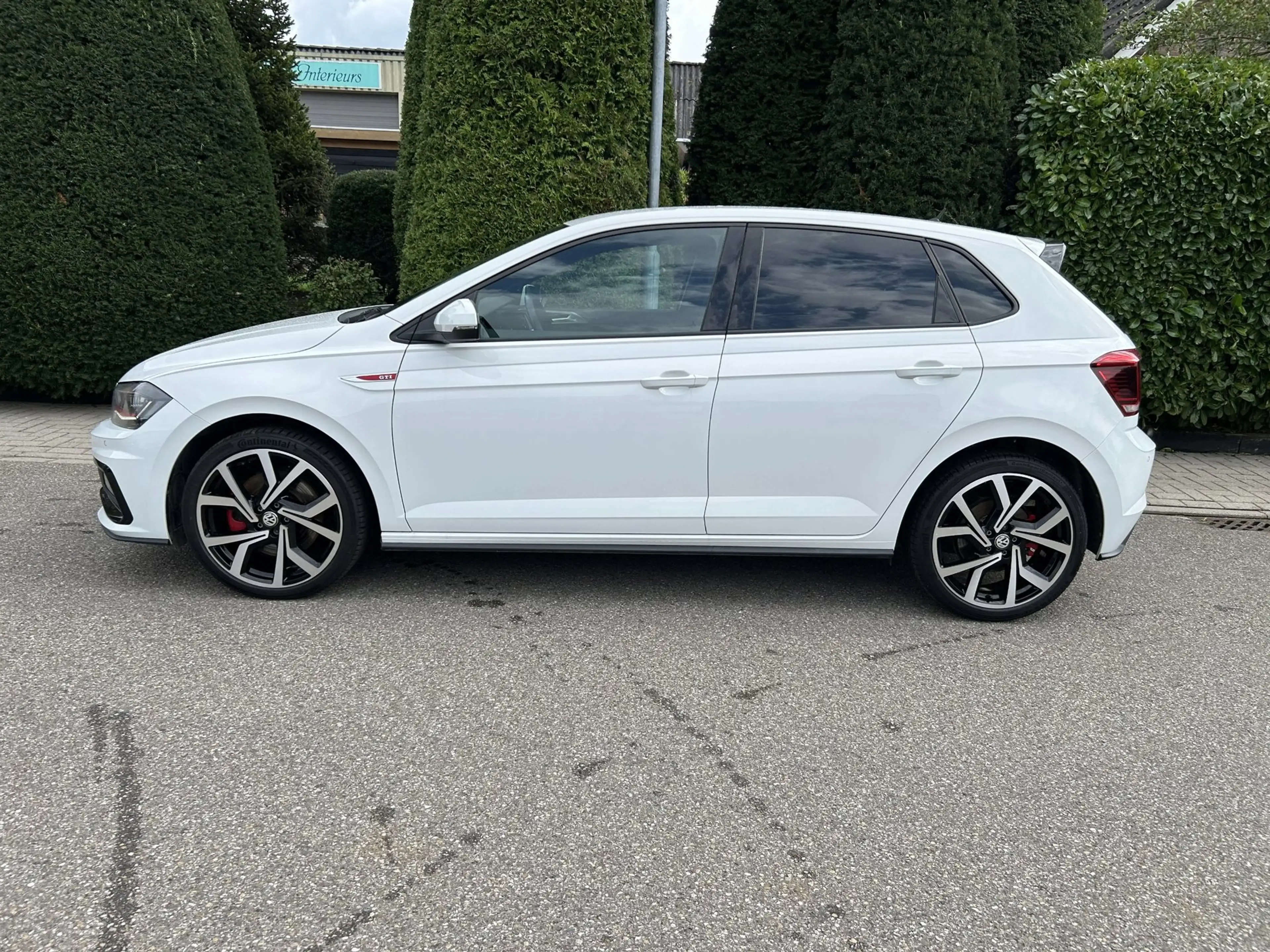 Volkswagen Polo GTI 2.0 TSI — photo 7