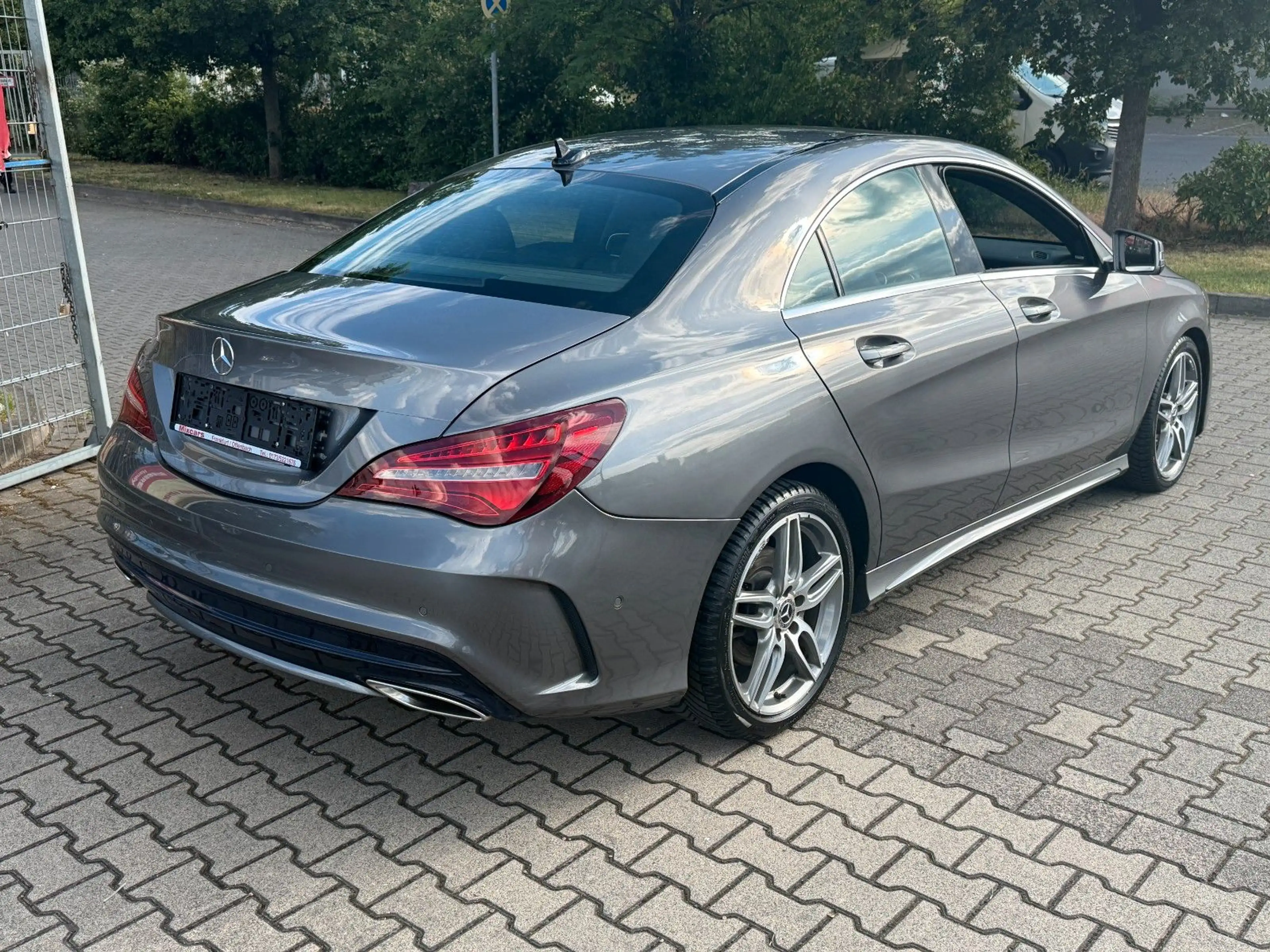 Mercedes-Benz CLA 200 CLA 200*AMG*-SPORT-PAKET*LEDER*NAVI*LED* — photo 10