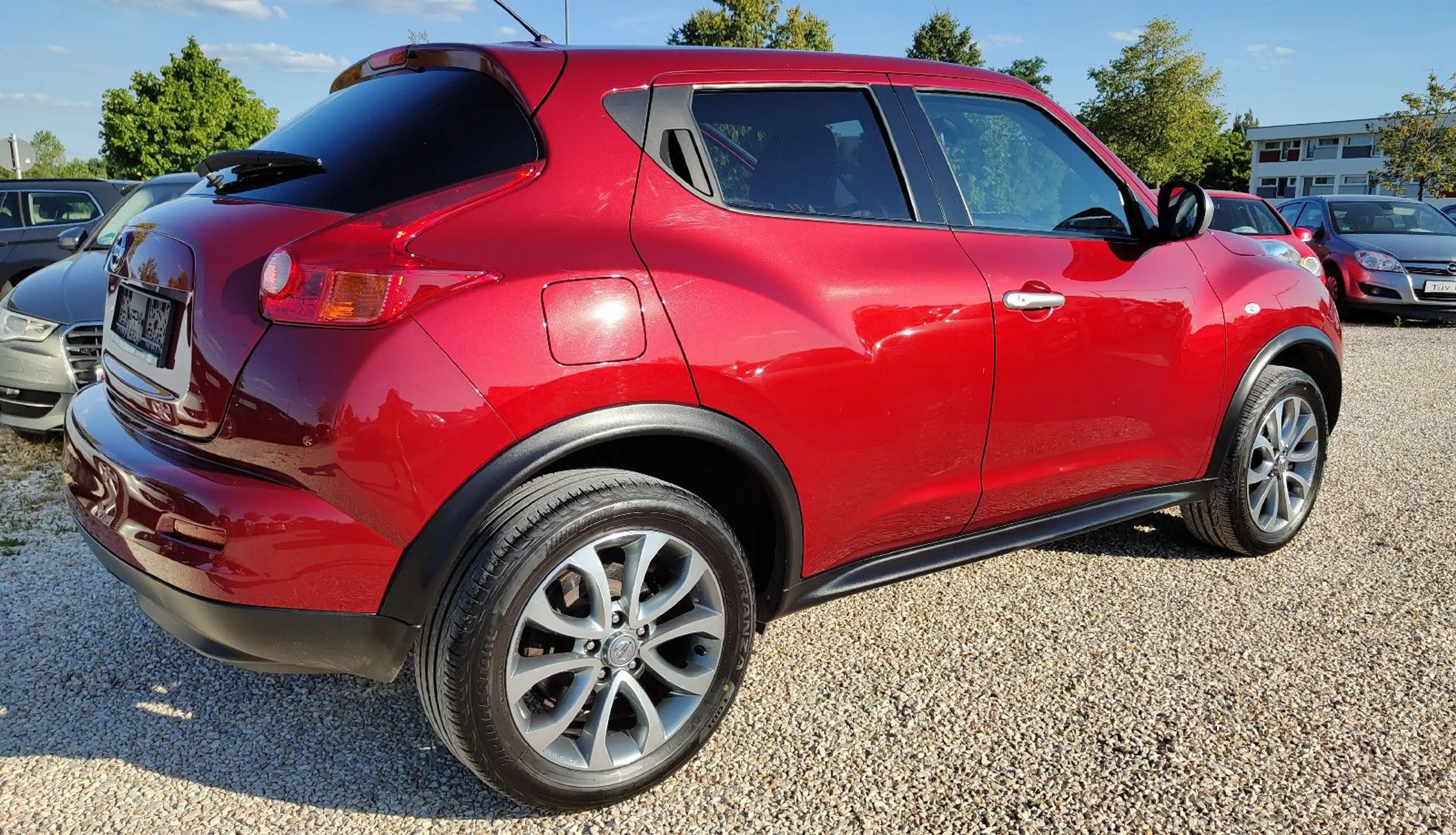 Nissan Juke 1.6 Turbo Shiro LED* Navi* Leder* TOP* — photo 7