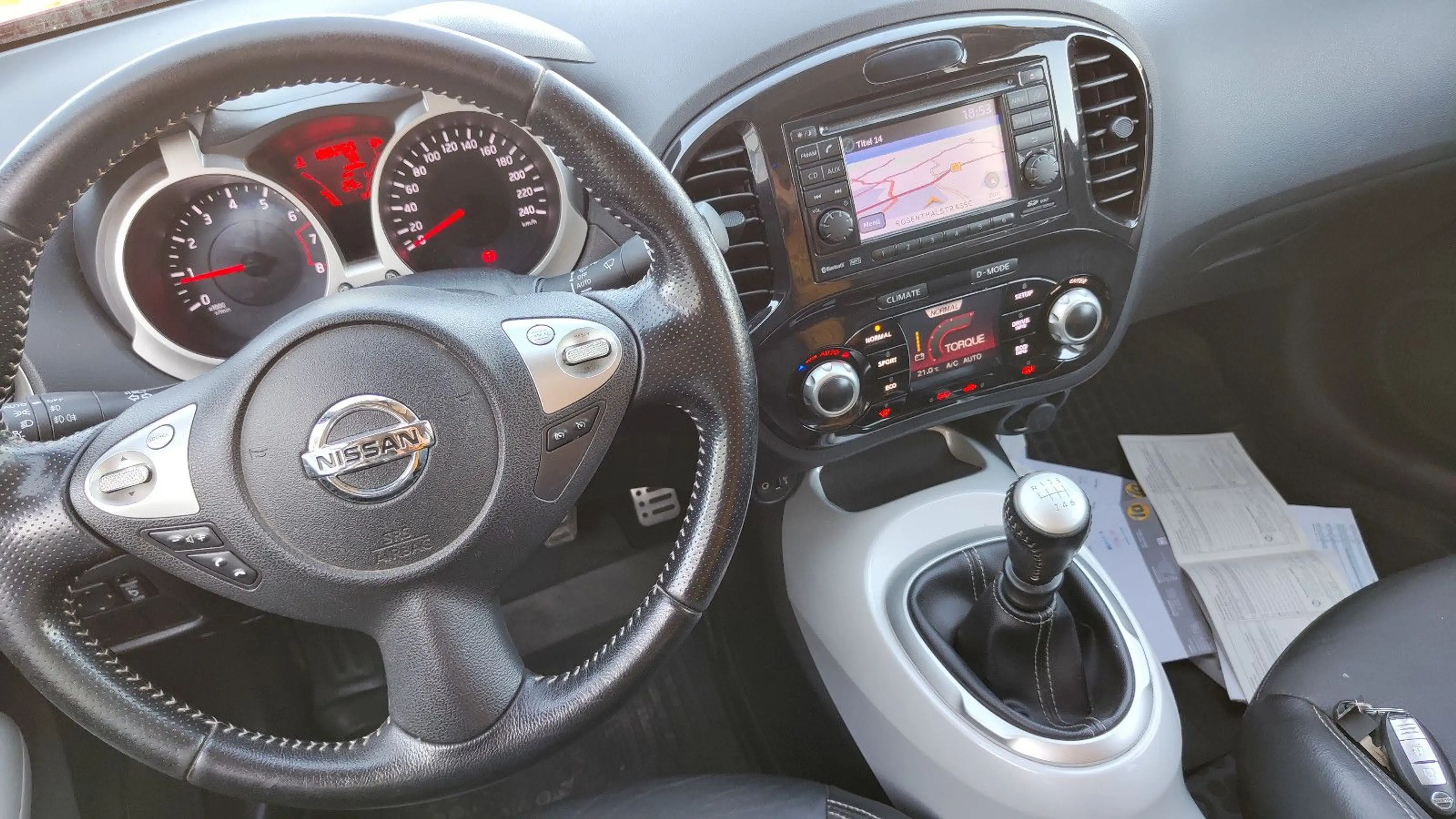 Nissan Juke 1.6 Turbo Shiro LED* Navi* Leder* TOP* — photo 16