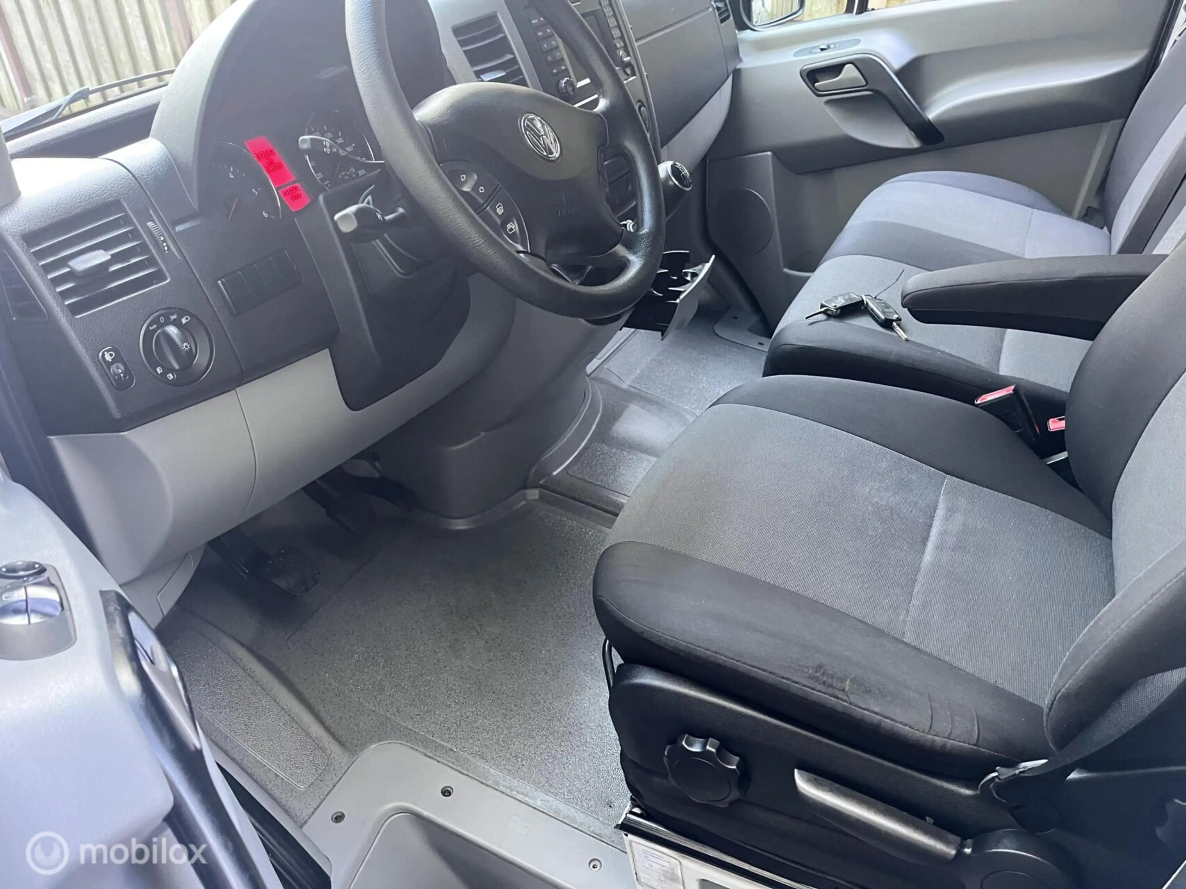 Volkswagen Crafter 35 2.0 TDI Maxi XXL — photo 7