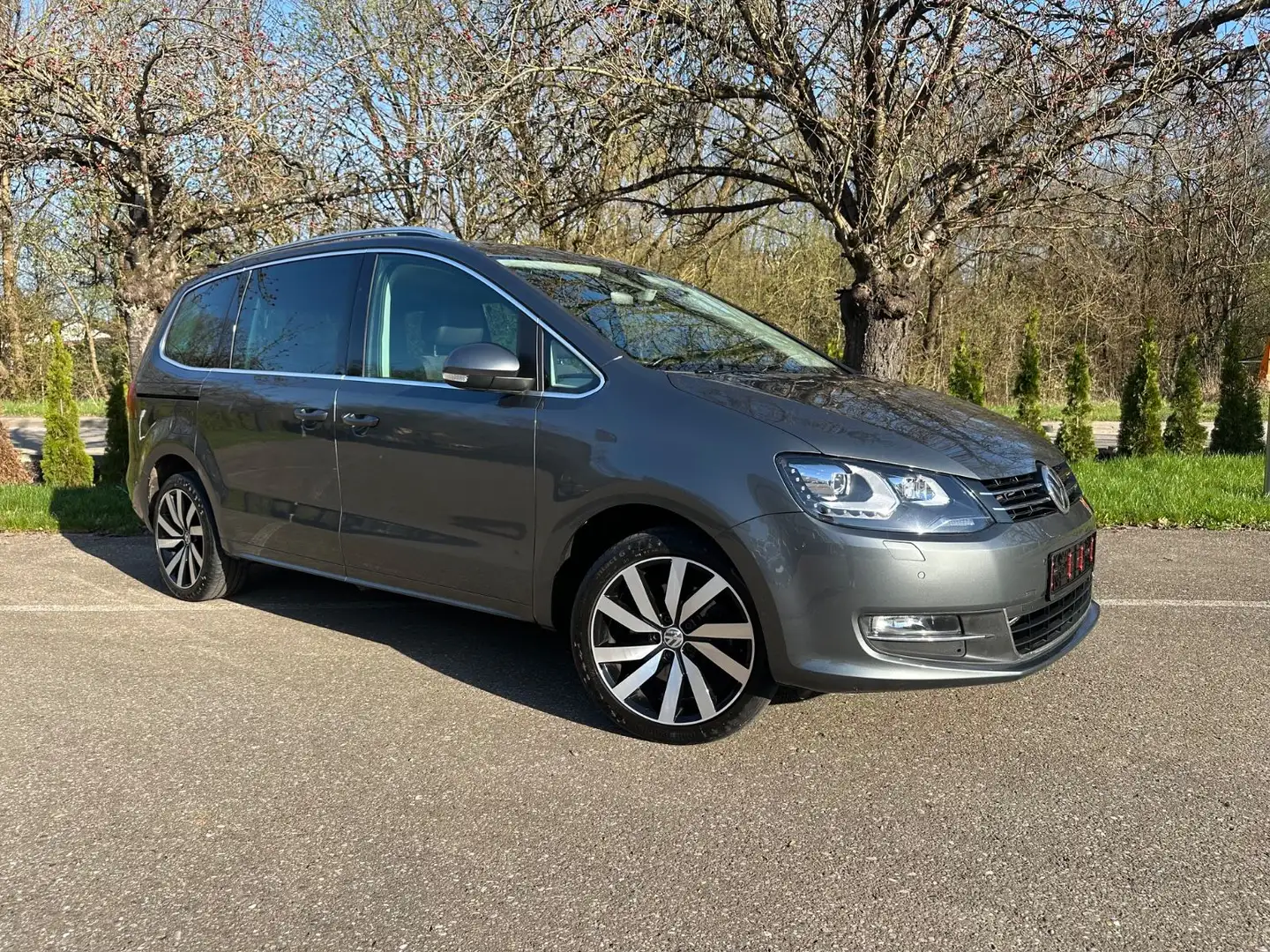 Volkswagen Sharan Highline 4Motion*DSG*2x EL-Tür*Standheizu Gris - 2