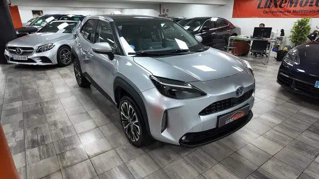 Toyota Yaris Cross view 8