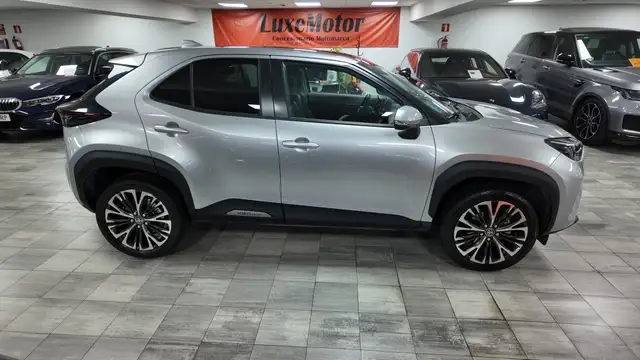 Toyota Yaris Cross view 7